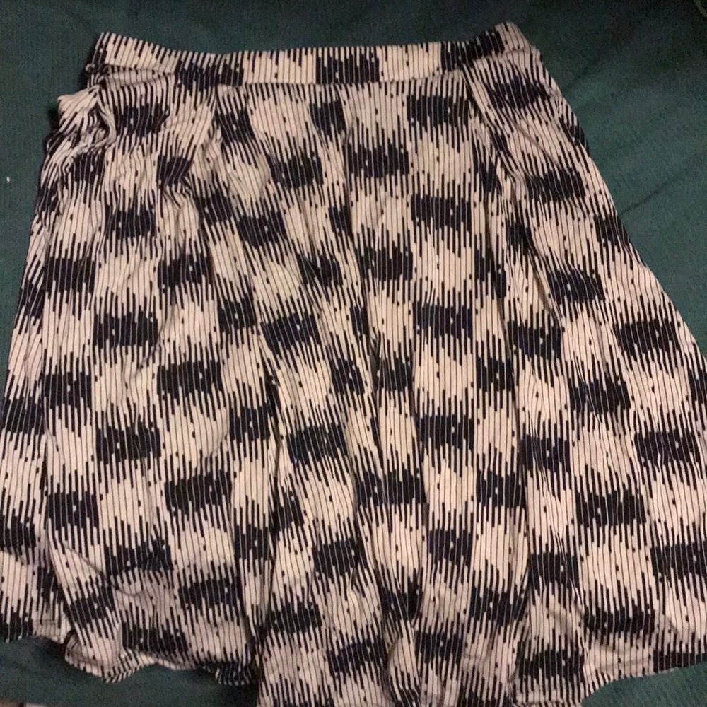 LuLaRoe Madison full skirt